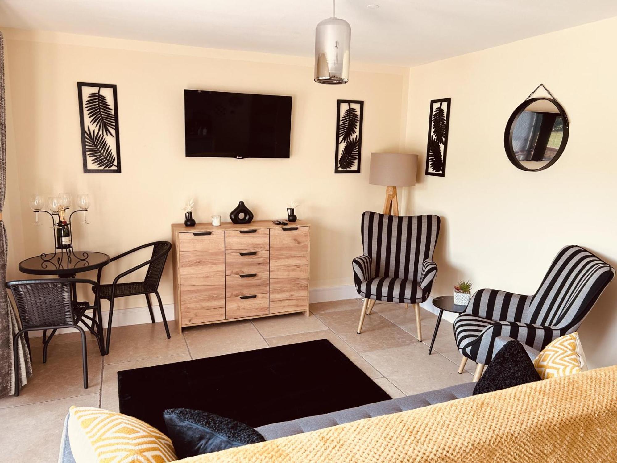 Claverley Hideaway Apartment Bridgnorth Wolverhampton Exterior photo